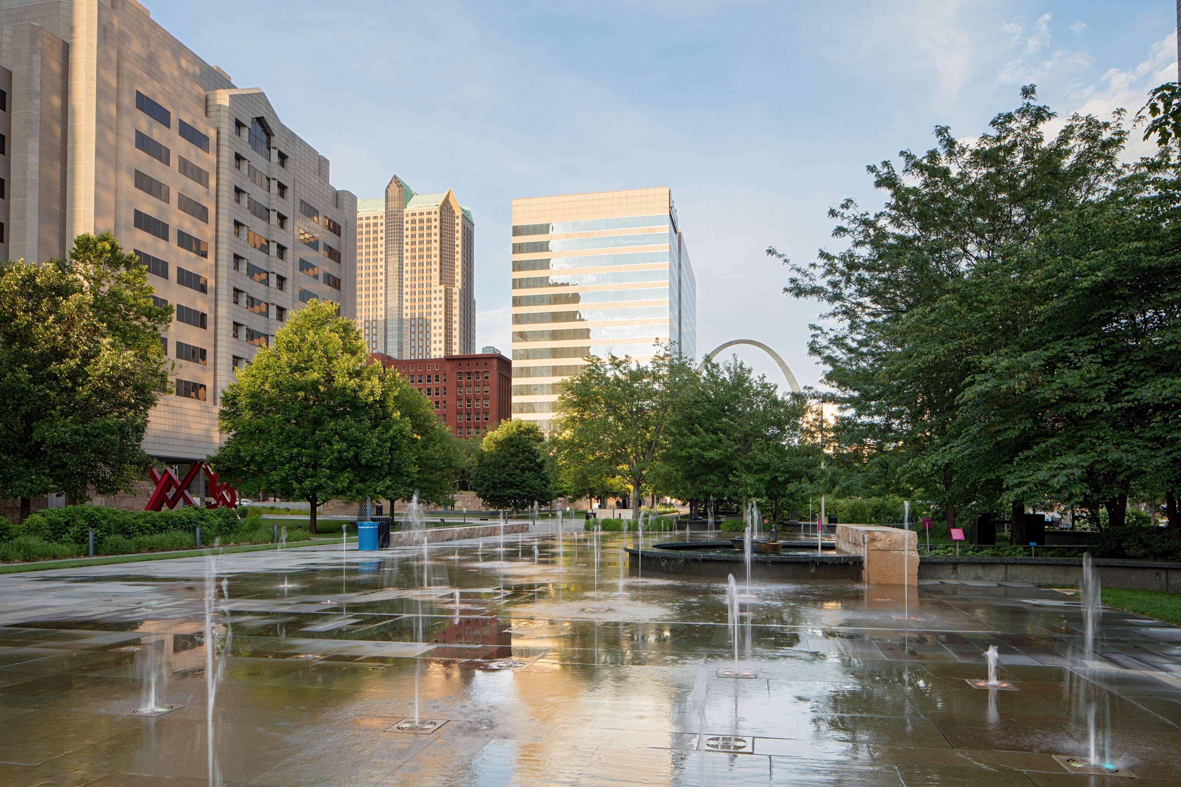 Hyatt Regency Saint Louis At The Arch Hotel Exterior photo