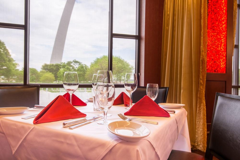 Hyatt Regency Saint Louis At The Arch Hotel Exterior photo