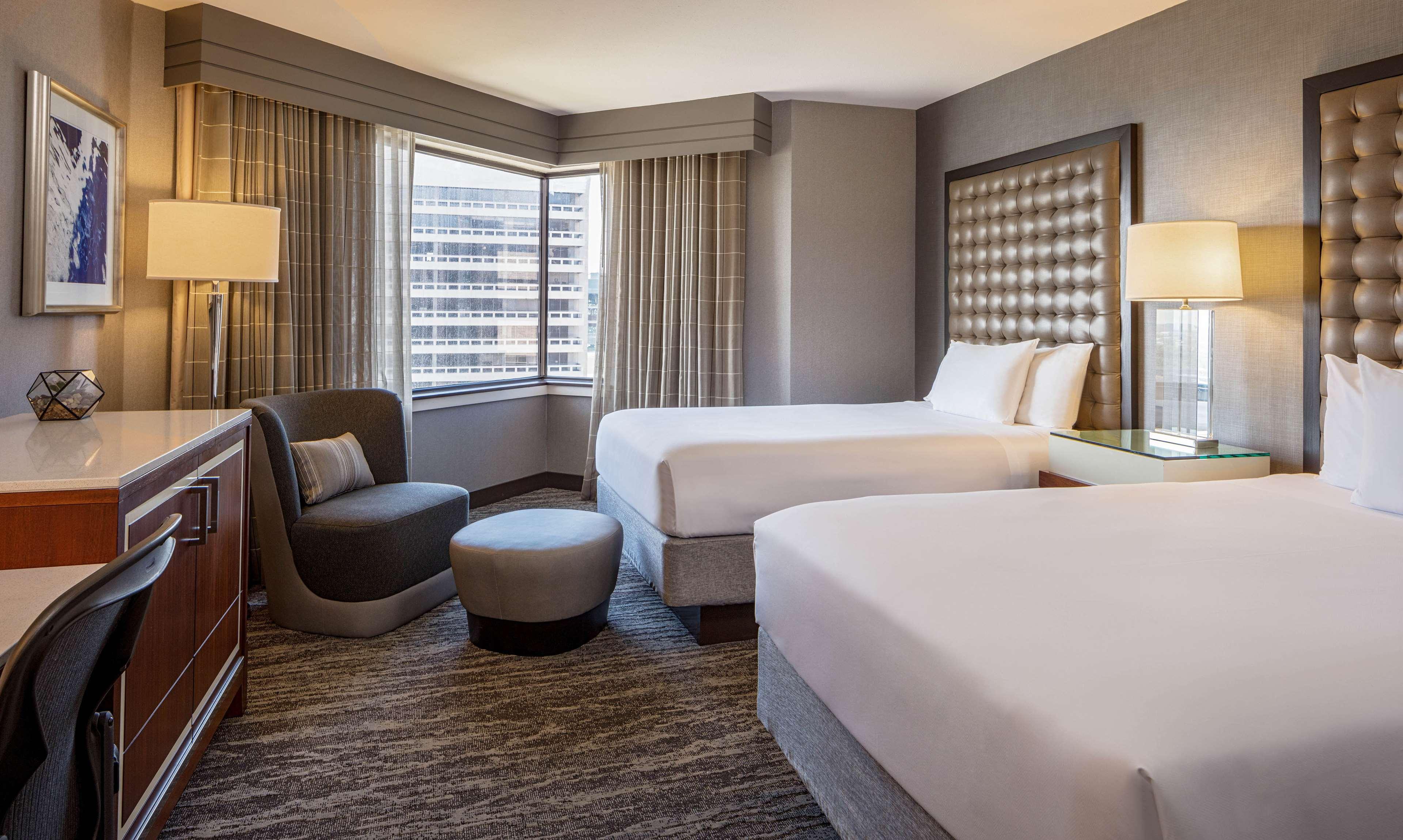 Hyatt Regency Saint Louis At The Arch Hotel Exterior photo