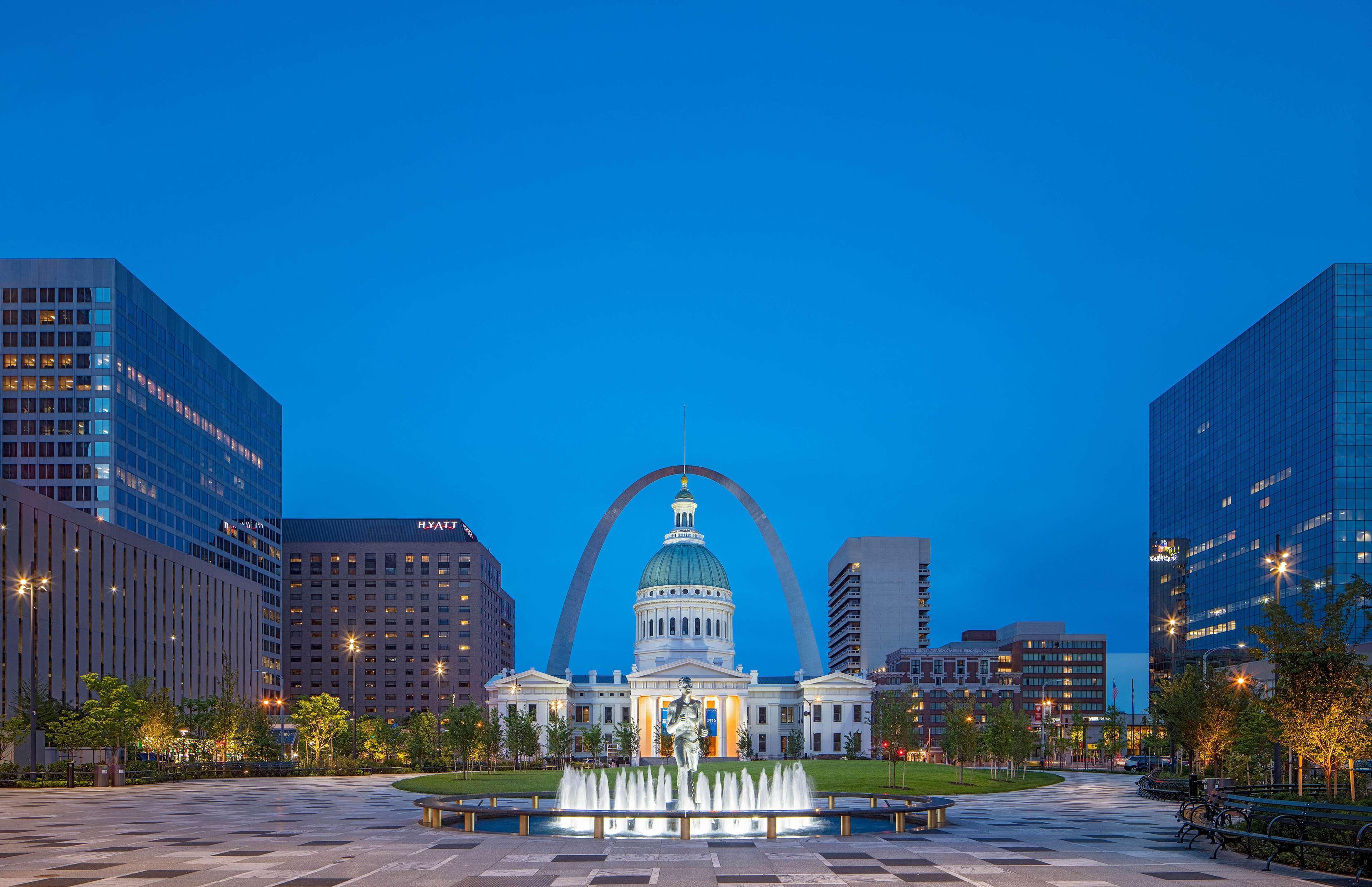 Hyatt Regency Saint Louis At The Arch Hotel Exterior photo