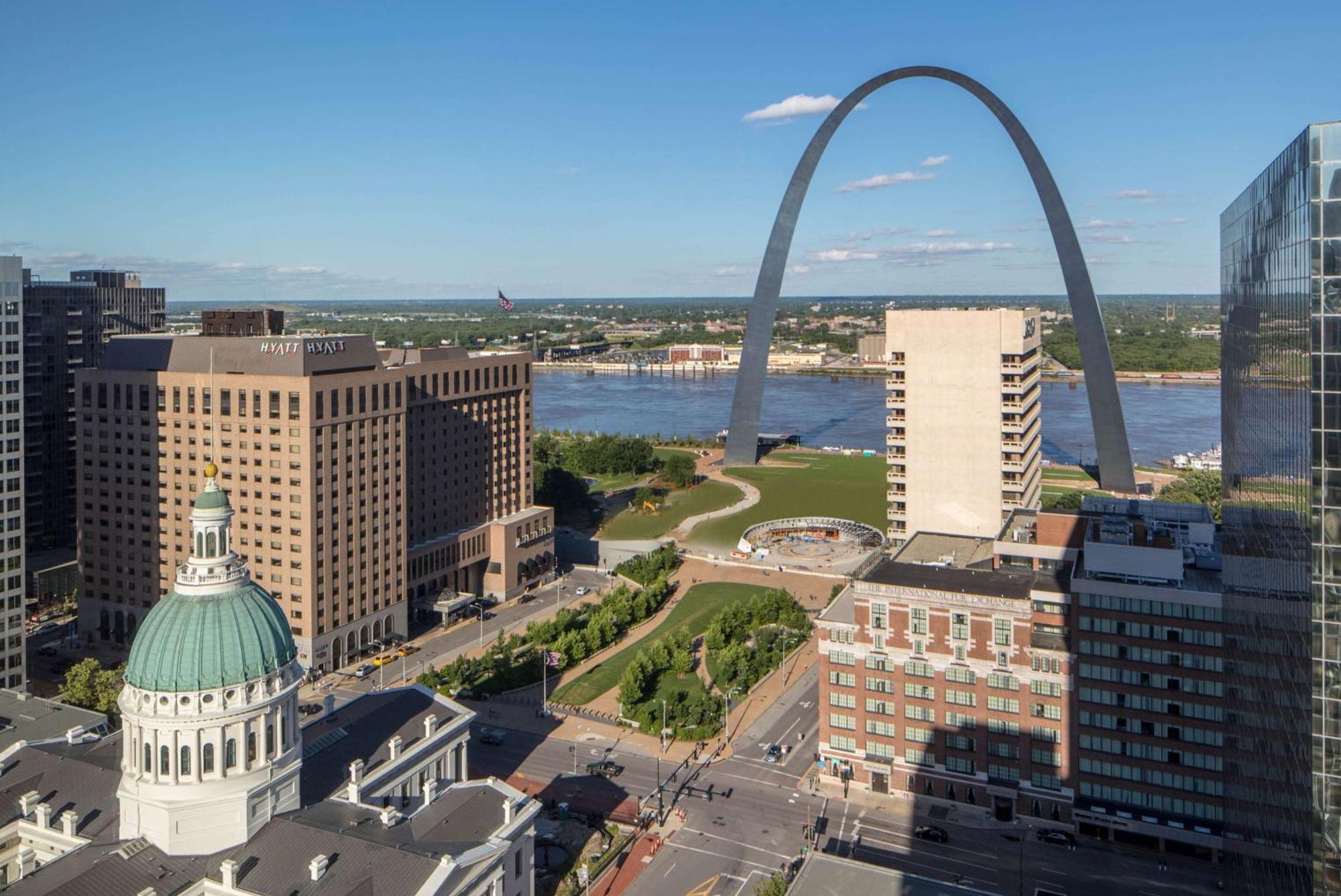 Hyatt Regency Saint Louis At The Arch Hotel Exterior photo